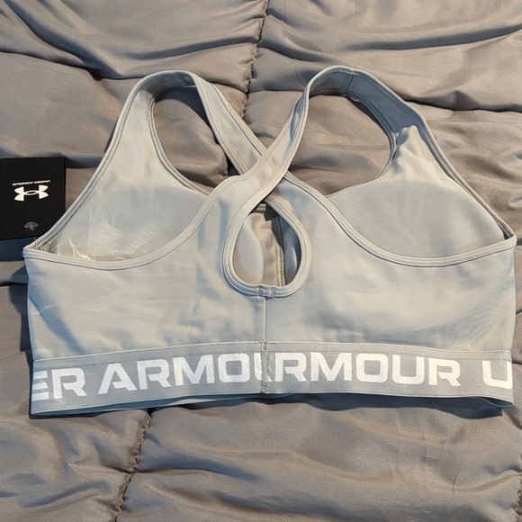 Under Armour Light Gray Crossback Bra - Picture 3 of 3